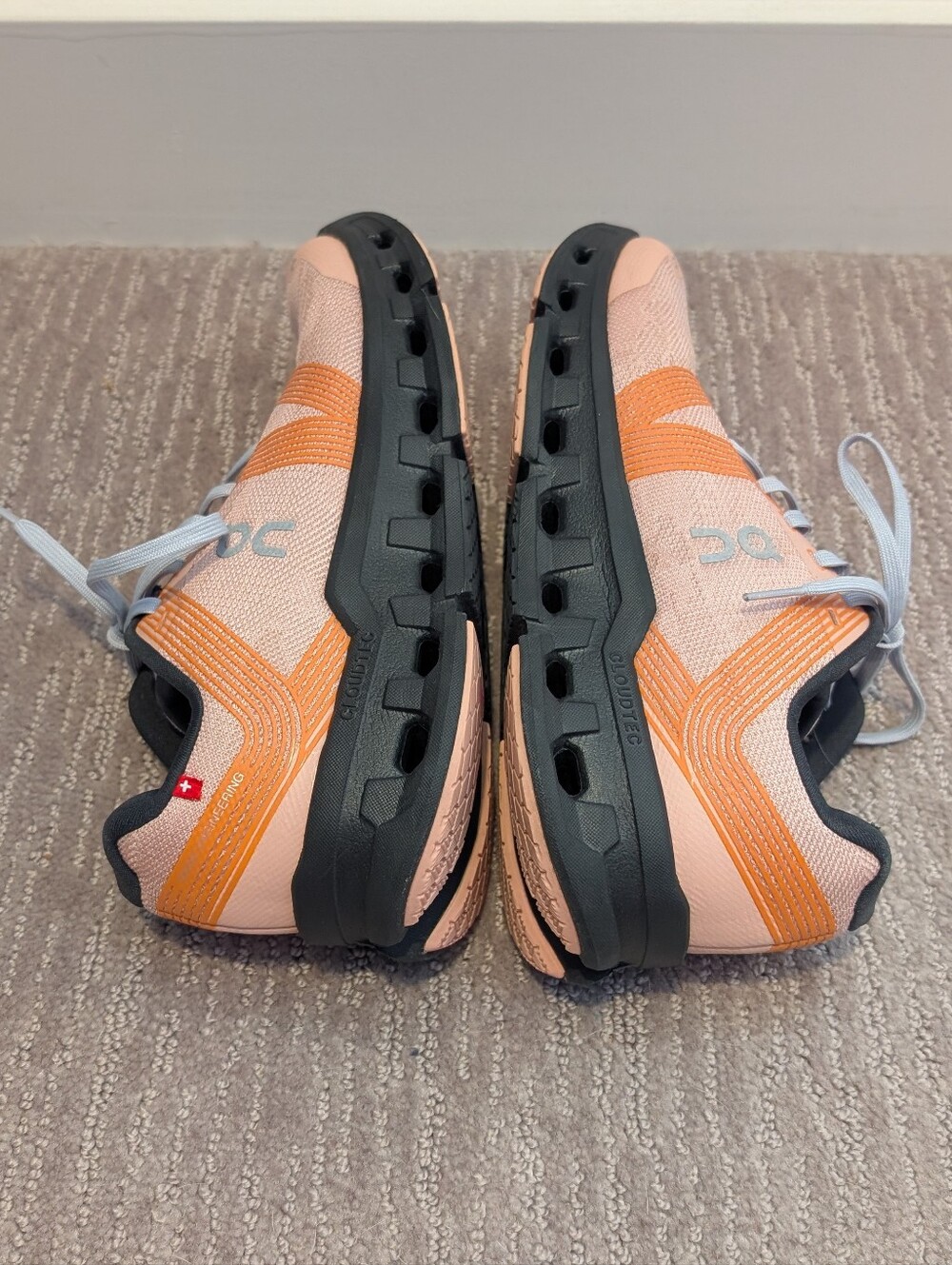 On Cloud Cloud Go Running Shoes - Picture 3 of 10